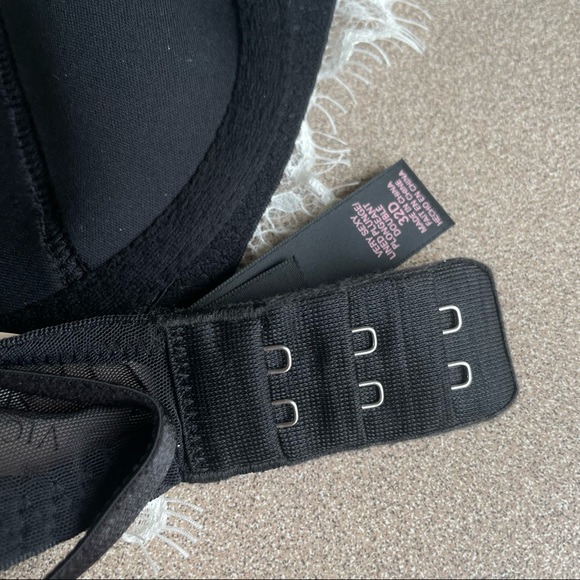 Nothing - Picture 16 of 16